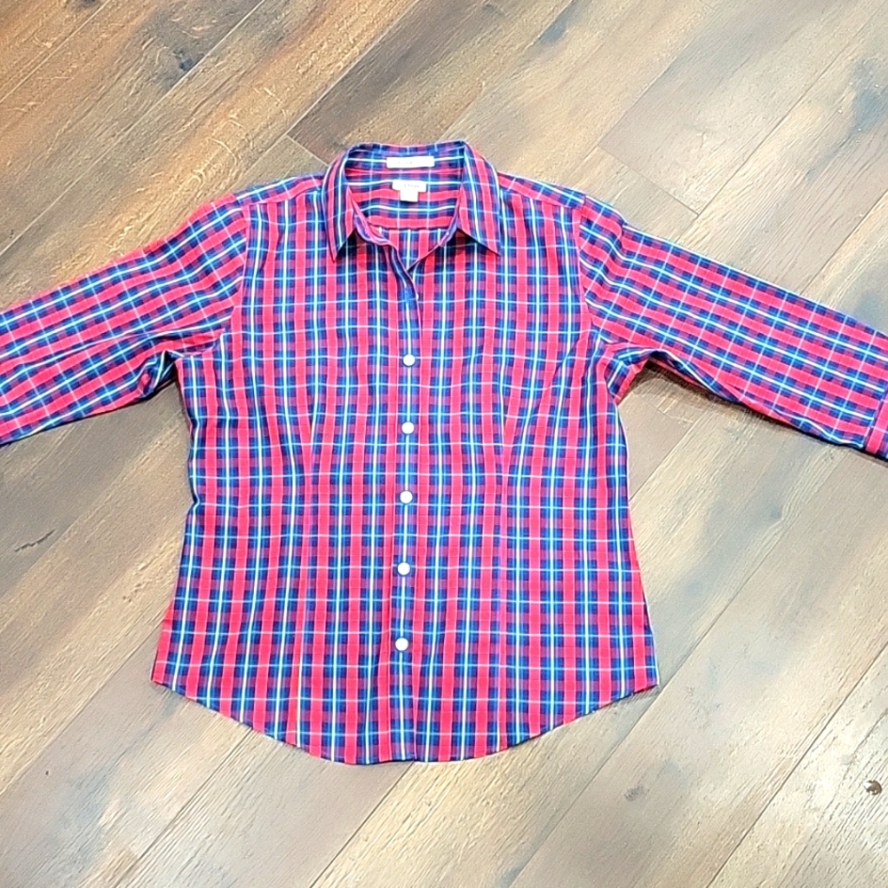 L.L.Bean wrinkle free plaid. Button up 3/4sleeve top small